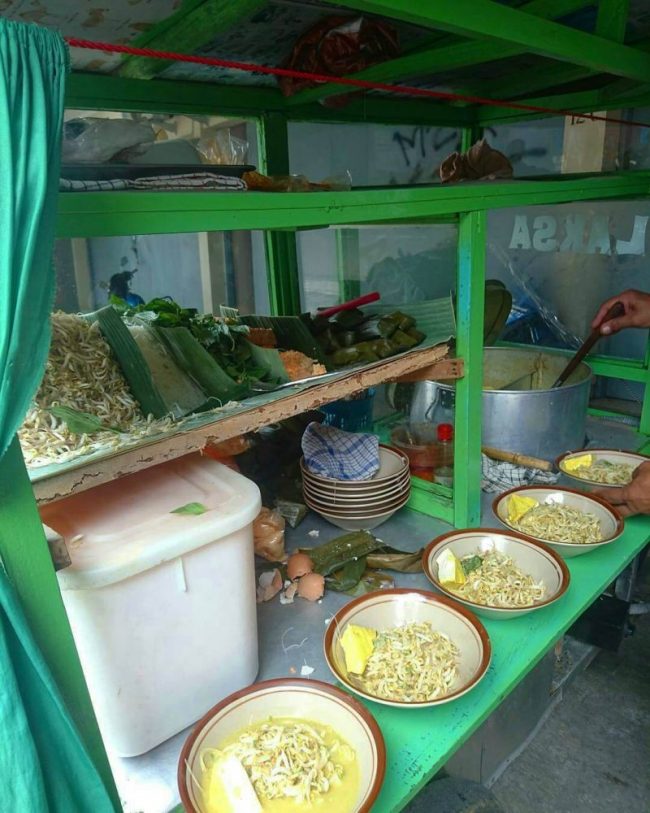 buah tangan khas cianjur, cinderamata khas cianjur, makanan khas cianjur, oleh-oleh cianjur, oleh-oleh khas cianjur, top 24+ oleh-oleh khas cianjur yang wajib dibawa pulang, makanan & minuman