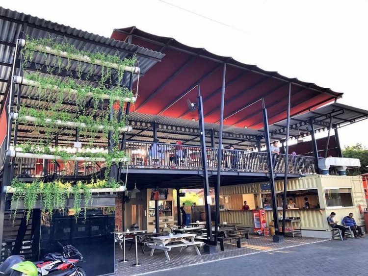 cafe di sidoarjo, kuliner di sidoarjo, restoran di sidoarjo, tempat makan di sidoarjo, tempat makan enak di sidoarjo, tempat wisata kuliner di sidoarjo, warung makan di sidoarjo, wisata kuliner di sidoarjo, top 24+ tempat makan di sidoarjo yang paling enak, restoran legend!