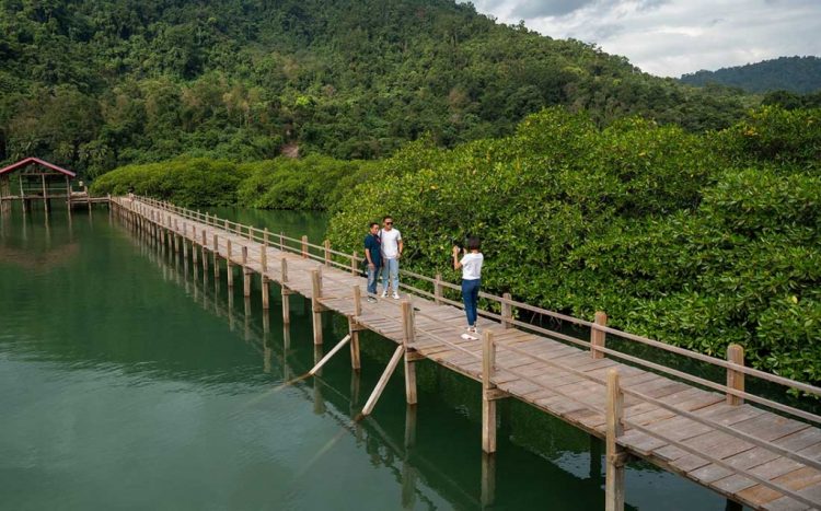air terjun di morowali utara, destinasi wisata di morowali utara, objek wisata di morowali utara, pantai di morowali utara, tempat wisata di morowali utara, wisata alam di morowali utara, wisata di morowali utara, top 24+ tempat wisata di morowali utara terbaik & hits yang wajib dikunjungi