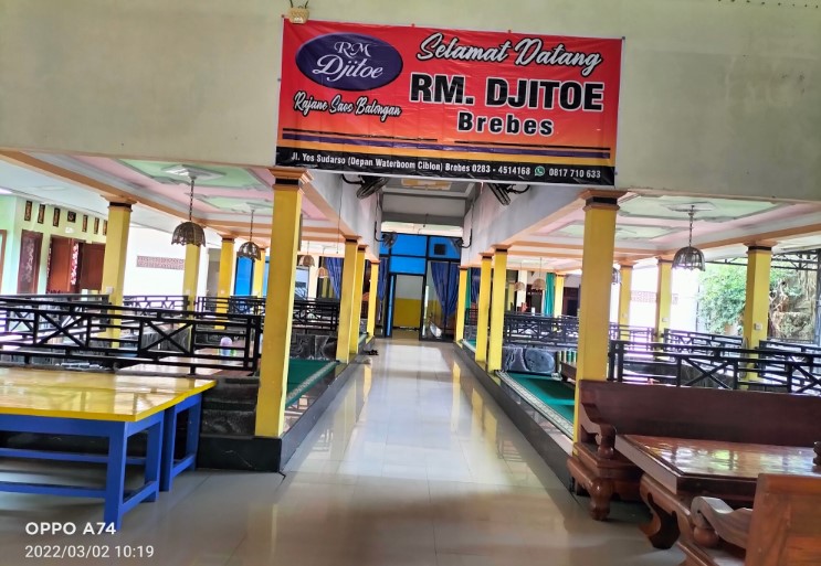 kuliner enak di brebes, resto di brebes, restoran di brebes, rumah makan di brebes, tempat makan di brebes, tempat makan enak di brebes, tempat wisata kuliner di brebes, top 25+ tempat makan di brebes yang enak, restoran, wisata kuliner legendaris!