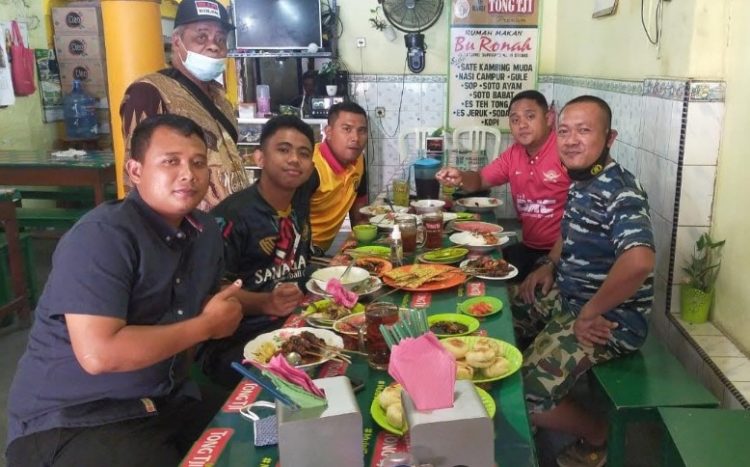 kuliner enak di brebes, resto di brebes, restoran di brebes, rumah makan di brebes, tempat makan di brebes, tempat makan enak di brebes, tempat wisata kuliner di brebes, top 25+ tempat makan di brebes yang enak, restoran, wisata kuliner legendaris!