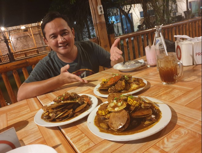 cafe di demak, kuliner khas di demak, resto di demak, restoran di demak, rumah makan di demak, tempat kuliner di demak, tempat makan di demak, tempat makan enak di demak, tempat makan khas di demak, tempat makan seafood di demak, tempat ngopi di demak, tempat nongkrong di demak, tempat wisata kuliner di demak, top 25+ tempat makan di demak paling enak & legendaris, resto, cafe, kuliner khas!