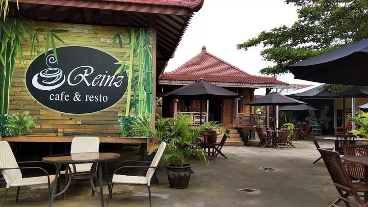 cafe di demak, kuliner khas di demak, resto di demak, restoran di demak, rumah makan di demak, tempat kuliner di demak, tempat makan di demak, tempat makan enak di demak, tempat makan khas di demak, tempat makan seafood di demak, tempat ngopi di demak, tempat nongkrong di demak, tempat wisata kuliner di demak, top 25+ tempat makan di demak paling enak & legendaris, resto, cafe, kuliner khas!