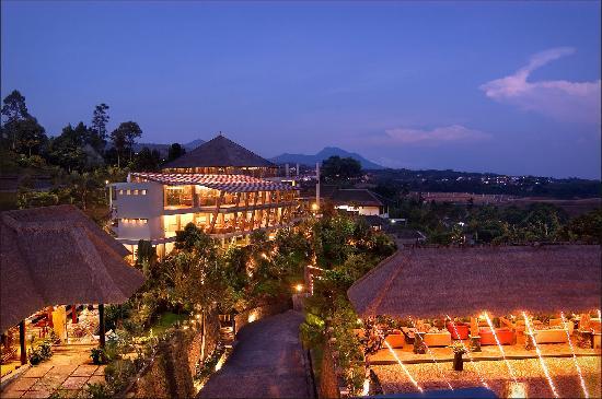 daftar tempat makan romantis di bandung, tempat makan paling romantis di bandung, tempat makan romantis dan murah di bandung, tempat makan romantis di bandung, tempat makan romantis di bandung selatan, tempat wisata kuliner romantis di bandung, top 25+ tempat makan romantis di bandung, bisa ajak si doi kencan!