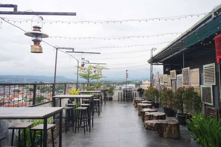 kuliner di puncak, tempat makan di puncak, tempat makan di puncak bogor, tempat makan enak di puncak, tempat wisata kuliner di puncak, wisata kuliner di puncak, top 26+ tempat makan di puncak bogor yang enak & hits, wisata kuliner!