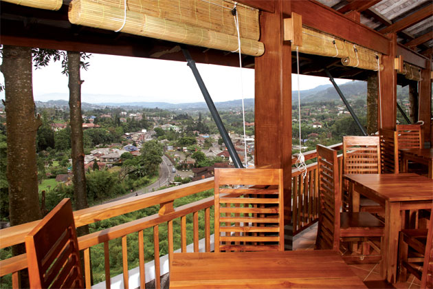 kuliner di puncak, tempat makan di puncak, tempat makan di puncak bogor, tempat makan enak di puncak, tempat wisata kuliner di puncak, wisata kuliner di puncak, top 26+ tempat makan di puncak bogor yang enak & hits, wisata kuliner!