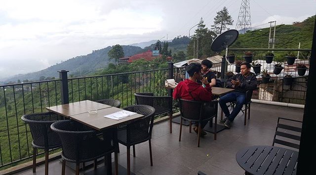 kuliner di puncak, tempat makan di puncak, tempat makan di puncak bogor, tempat makan enak di puncak, tempat wisata kuliner di puncak, wisata kuliner di puncak, top 26+ tempat makan di puncak bogor yang enak & hits, wisata kuliner!