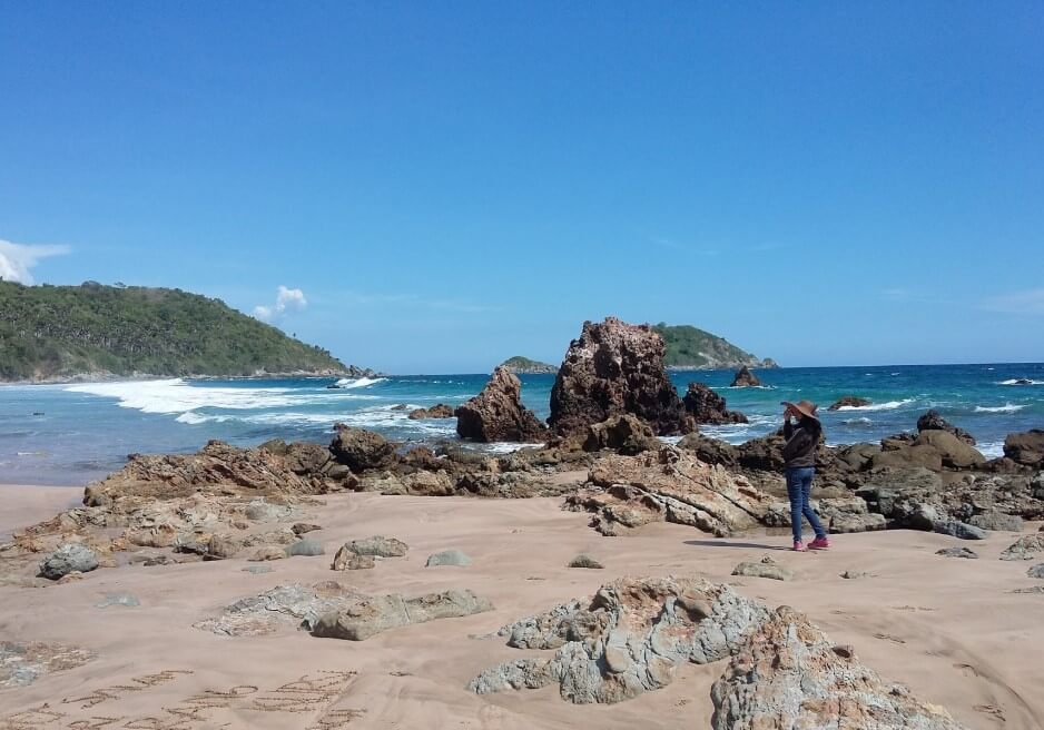 pantai banyuwangi, pantai di banyuwangi, pantai terbaik di banyuwangi, wisata pantai di banyuwangi, top 27+ pantai di banyuwangi terbaik & menawan yang wajib dikunjungi