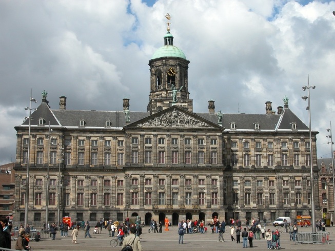 desa kinderdijk, kanal di belanda, objek wisata belanda, tempat wisata di belanda, wisata belanda, wisata belanda terbaru, top 28+ tempat wisata di belanda terbaik & terbaru yang wajib dikunjungi!