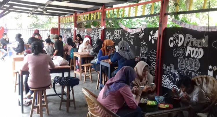 cafe di pandeglang, cafe hits di pandeglang, kafe di pandeglang, tempat cozy di pandeglang, tempat hits di pandeglang, tempat instagramable di pandeglang, tempat kongkow di pandeglang, tempat kuliner di pandeglang, tempat makan di pandeglang, tempat nongkrong di pandeglang, top 30+ cafe tempat nongkrong di pandeglang hits & cozy buat kongkow