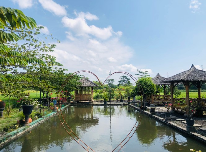 cafe di boyolali, kafe di boyolali, kuliner di boyolali, makanan enak di boyolali, resto di boyolali, restoran di boyolali, rm di boyolali, rumah makan di boyolali, tempat makan di boyolali, tempat makan enak di boyolali, tempat makan hits di boyolali, tempat nongkrong di boyolali, tempat wisata kuliner di boyolali, warung makan di boyolali, top 30+ tempat makan di boyolali paling enak, cafe hits, restoran, wisata kuliner dll
