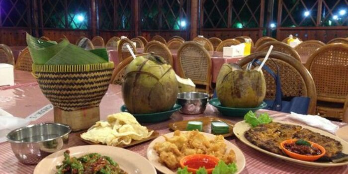 cafe di banjarnegara, kafe di banjarnegara, resto di banjarnegara, restoran di banjarnegara, rumah makan di banjarnegara, tempat makan di banjarnegara, tempat ngopi di banjarnegara, tempat wisata kuliner di banjarnegara, warung bakso di banjarnegara, warung makan di banjarnegara, top 31+ tempat makan di banjarnegara enak & populer, cafe, resto dll