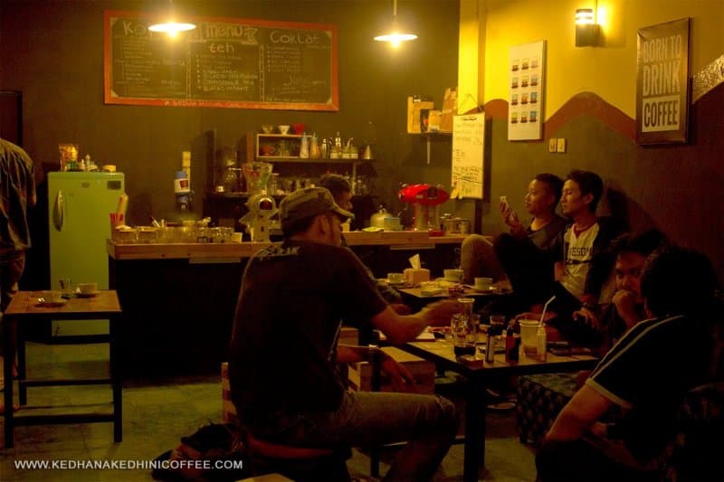 cafe di banjarnegara, kafe di banjarnegara, resto di banjarnegara, restoran di banjarnegara, rumah makan di banjarnegara, tempat makan di banjarnegara, tempat ngopi di banjarnegara, tempat wisata kuliner di banjarnegara, warung bakso di banjarnegara, warung makan di banjarnegara, top 31+ tempat makan di banjarnegara enak & populer, cafe, resto dll