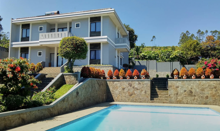 hotel di bandung, hotel di lembang, hotel murah di lembang, penginapan di lembang, penginapan murah di lembang, villa di lembang, villa murah di lembang, top 31+ villa & hotel di lembang bandung murah, rp 200k ada kolam renang