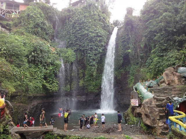 air terjun di bogor, curug ciherang, curug cikaracak, curug cikuluwung, curug ciputri, curug di bogor, curug leuwi cibaliung, curug love, wisata air terjun di bogor, wisata curug di bogor, top 32+ curug di bogor terpopuler & terbaik, air terjun paling indah!
