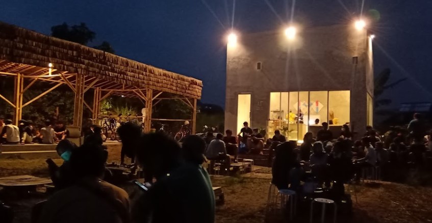 cafe di cilegon, kafe di cilegon, kuliner di cilegon, resto di cilegon, restoran di cilegon, tempat hits di cilegon, tempat kongkow di cilegon, tempat makan di cilegon, tempat nongkrong di cilegon, tempat nongkrong hits di cilegon, top 33+ cafe tempat nongkrong di cilegon seru & cozy buat kongkow