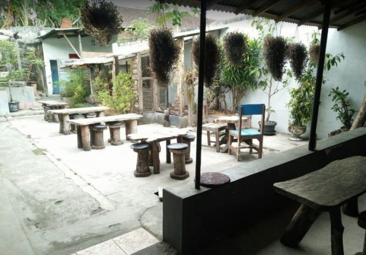 tempat nongkrong di blitar, tempat nongkrong di blitar hits, tempat nongkrong di blitar instagramable, tempat nongkrong di blitar kekinian, top 34+ cafe tempat nongkrong di blitar paling hits & kekinian banget!