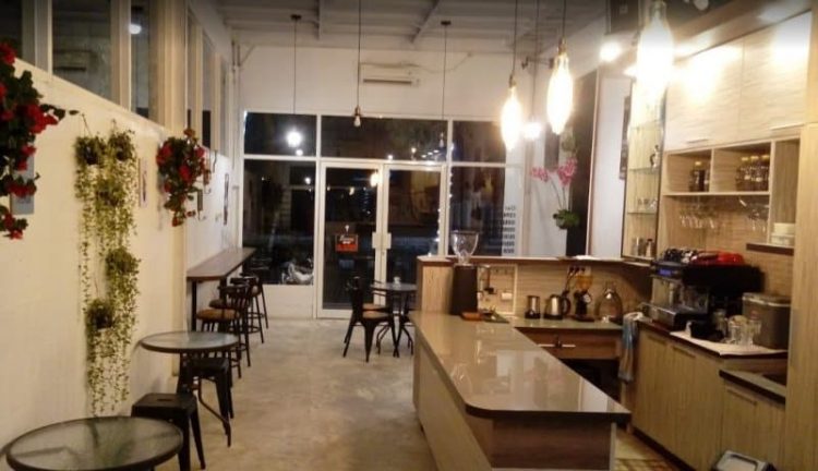 tempat nongkrong di blitar, tempat nongkrong di blitar hits, tempat nongkrong di blitar instagramable, tempat nongkrong di blitar kekinian, top 34+ cafe tempat nongkrong di blitar paling hits & kekinian banget!