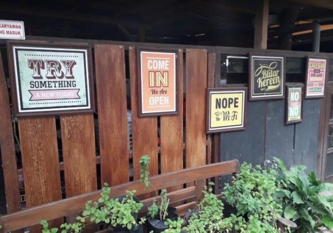tempat nongkrong di blitar, tempat nongkrong di blitar hits, tempat nongkrong di blitar instagramable, tempat nongkrong di blitar kekinian, top 34+ cafe tempat nongkrong di blitar paling hits & kekinian banget!