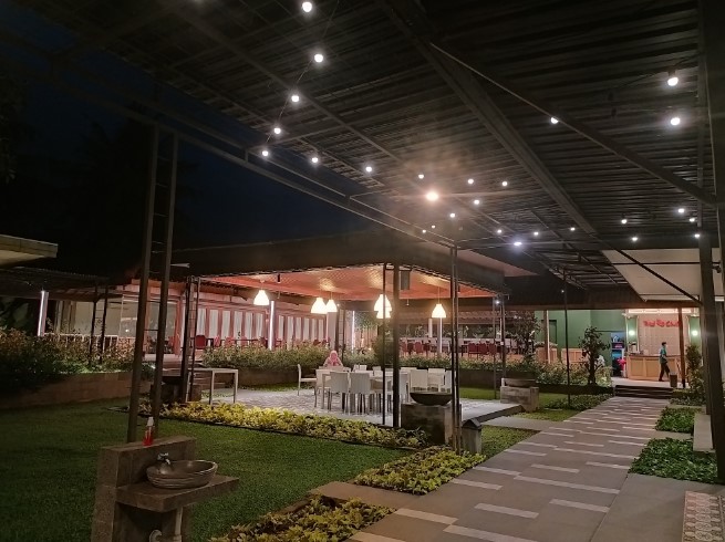 cafe 24 jam di banyumas, cafe di banyumas, coffee shop di banyumas, resto di banyumas, rumah makan di banyumas, tempat hits di banyumas, tempat kongkow di banyumas, tempat ngopi di banyumas, tempat nongkrong di banyumas, top 35+ cafe tempat nongkrong di banyumas hits & cozy, resto buat kongkow