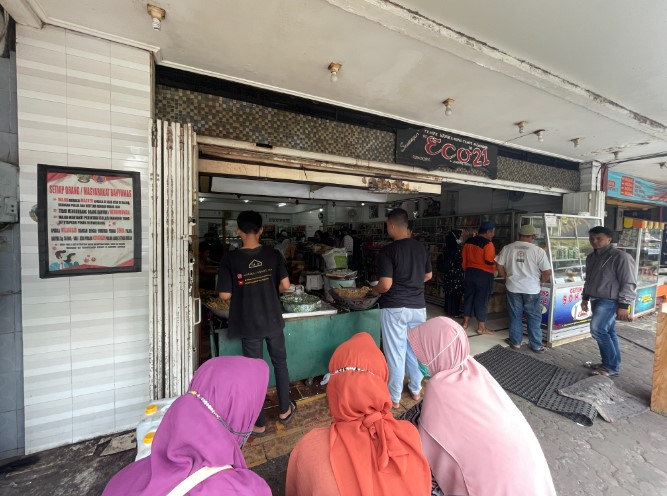 cafe 24 jam di banyumas, cafe di banyumas, coffee shop di banyumas, resto di banyumas, rumah makan di banyumas, tempat hits di banyumas, tempat kongkow di banyumas, tempat ngopi di banyumas, tempat nongkrong di banyumas, top 35+ cafe tempat nongkrong di banyumas hits & cozy, resto buat kongkow