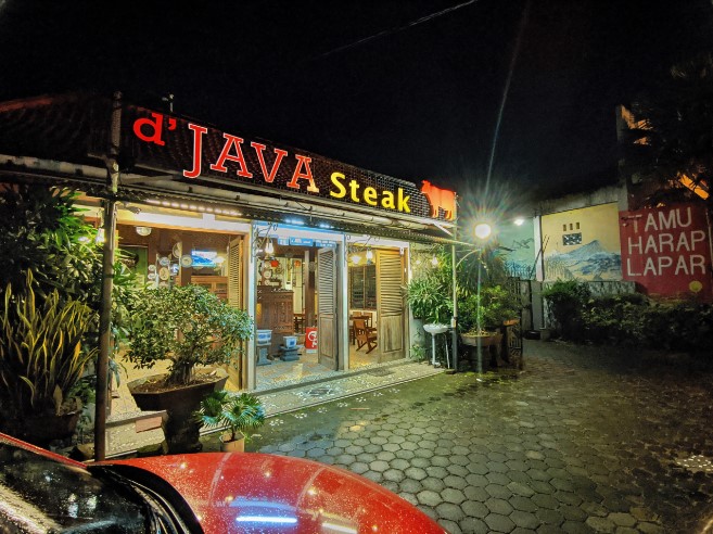 cafe 24 jam di banyumas, cafe di banyumas, coffee shop di banyumas, resto di banyumas, rumah makan di banyumas, tempat hits di banyumas, tempat kongkow di banyumas, tempat ngopi di banyumas, tempat nongkrong di banyumas, top 35+ cafe tempat nongkrong di banyumas hits & cozy, resto buat kongkow