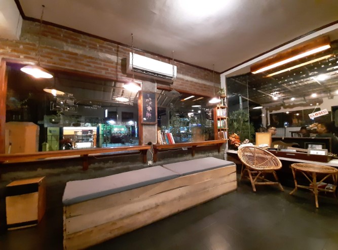cafe 24 jam di banyumas, cafe di banyumas, coffee shop di banyumas, resto di banyumas, rumah makan di banyumas, tempat hits di banyumas, tempat kongkow di banyumas, tempat ngopi di banyumas, tempat nongkrong di banyumas, top 35+ cafe tempat nongkrong di banyumas hits & cozy, resto buat kongkow