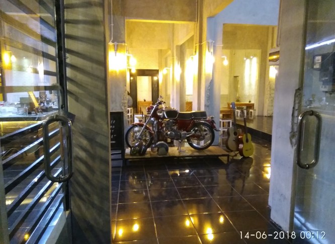cafe 24 jam di banyumas, cafe di banyumas, coffee shop di banyumas, resto di banyumas, rumah makan di banyumas, tempat hits di banyumas, tempat kongkow di banyumas, tempat ngopi di banyumas, tempat nongkrong di banyumas, top 35+ cafe tempat nongkrong di banyumas hits & cozy, resto buat kongkow