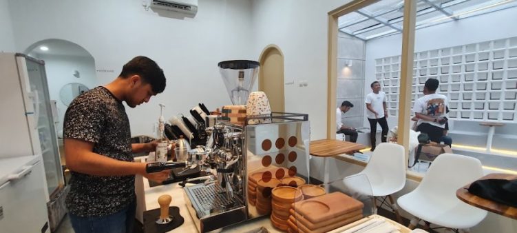 cafe di serang, cafe hits di serang, kafe di serang, tempat hits di serang, tempat instagramable di serang, tempat kongkow di serang, tempat nongkrong di serang, top 39+ cafe tempat nongkrong di serang seru & cozy untuk kongkow