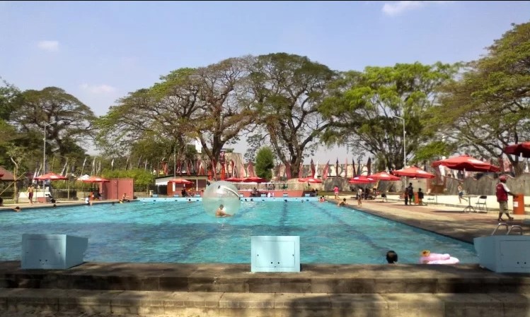 air terjun dolo, air terjun irenggolo, candi sirawana, candi tegowangi, destinasi wisata di kediri, gereja puh sarang, goa selomangleng, gua maria pohsarang, gumul paradise island, kampung inggris, kediri waterpark, konto river rafting, lokasi wisata di kediri, monumen simpang lima gumul, objek wisata di kediri, objek wisata gunung kelud, pagora, petilasan sri aji jayabaya, sate bekicot, tempat wisata di kediri, tjoe hwie kiong, wisata alam sumber ubalan, wisata kediri, top 39+ tempat wisata di kediri terbaru & terbaik yang wajib dikunjungi