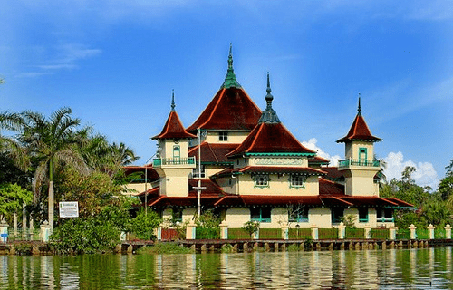 air terjun di sambas, objek wisata alam di sambas, pantai di sambas, tempat liburan di sambas, tempat rekreasi di sambas, tempat wisata alam di sambas, tempat wisata di sambas, wisata sambas, top 39+ tempat wisata di sambas kalbar terbaik & paling hits yang wajib dikunjungi