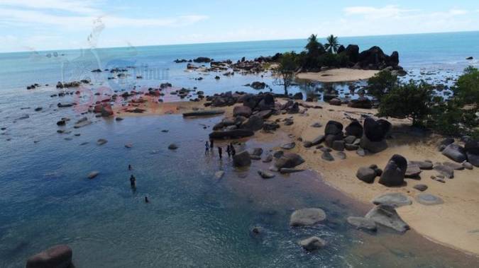 air terjun di sambas, objek wisata alam di sambas, pantai di sambas, tempat liburan di sambas, tempat rekreasi di sambas, tempat wisata alam di sambas, tempat wisata di sambas, wisata sambas, top 39+ tempat wisata di sambas kalbar terbaik & paling hits yang wajib dikunjungi