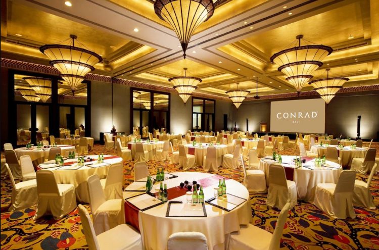 hotel mewah untuk wedding di bali, hotel untuk wedding artis di bali, hotel untuk wedding di bali, tempat untuk wedding di bali, villa untuk wedding di bali, top 5+ hotel untuk wedding artis di bali dengan venue super fantastis