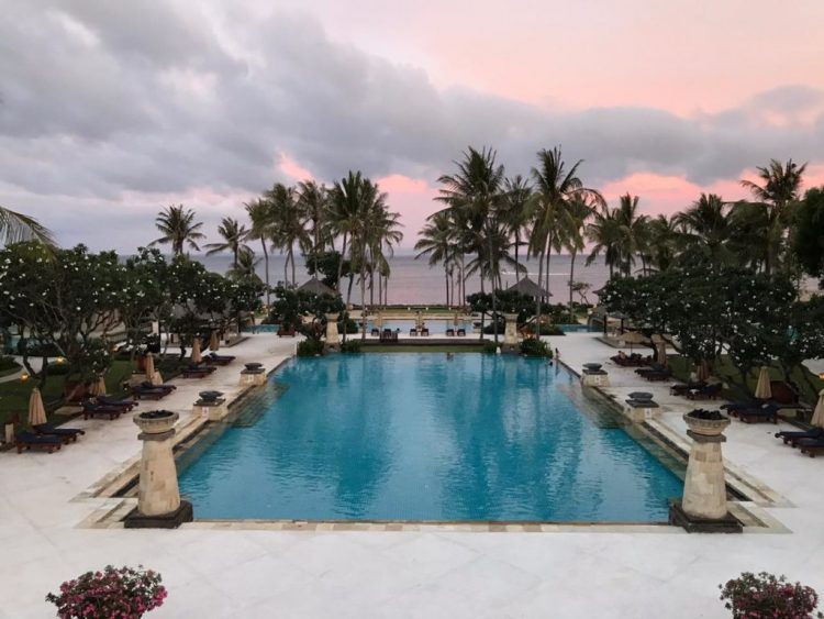 hotel mewah untuk wedding di bali, hotel untuk wedding artis di bali, hotel untuk wedding di bali, tempat untuk wedding di bali, villa untuk wedding di bali, top 5+ hotel untuk wedding artis di bali dengan venue super fantastis