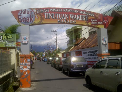 air terjun kima atas, arung jeram sawangan, bukit kasih, bunaken, danau tondano, kawasan boulevard, kota bunga tomohon, lokasi wisata di manado, manado, museum negeri sulawesi utara, objek wisata di manado, pantai malalayang, taman laut bunaken, taman wisata tandurusa, tempat wisata, tempat wisata di manado, tempat wisata di menado, tempat wisata manado, wisata manado, top 58+ tempat wisata di manado terbaik & terhits yang wajib dikunjungi!