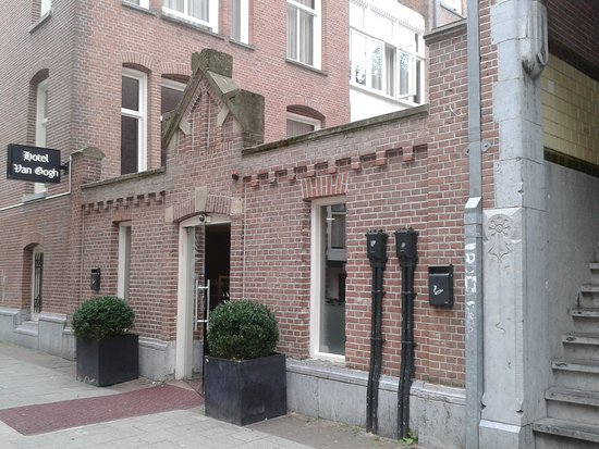 Top 6+ Hotel & Penginapan Unik di Amsterdam Terbaik & Ternyaman untuk Bermalam