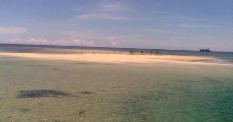 pantai di bontang, pantai terbaik di bontang, wisata pantai di bontang, top 6+ pantai di bontang paling indah & populer dengan pasir pantai putih