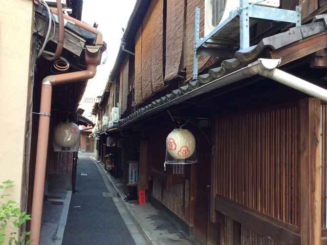 guesthouse ryokan budget murah di kyoto, hostel, penginapan budget murah di kyoto, penginapan di kyoto, penginapan ryokan budget murah di kyoto, ryokan budget murah di kyoto, top 6+ penginapan budget murah di kyoto, suasana ryokan yang asyik & seru