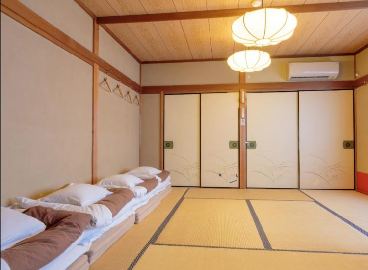 guesthouse ryokan budget murah di kyoto, hostel, penginapan budget murah di kyoto, penginapan di kyoto, penginapan ryokan budget murah di kyoto, ryokan budget murah di kyoto, top 6+ penginapan budget murah di kyoto, suasana ryokan yang asyik & seru