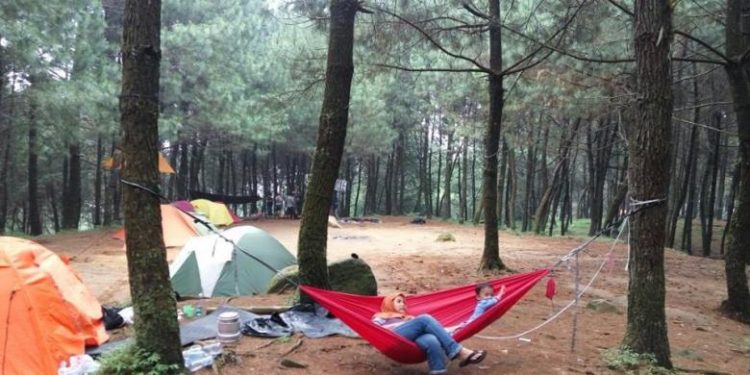 curug wisata gunung salak, objek wisata gunung salak, wisata gunung salak, wisata gunung salak bogor, wisata lereng gunung salak, top 7+ spot wisata lereng gunung salak terbaik, air terjun, pura, camping dll