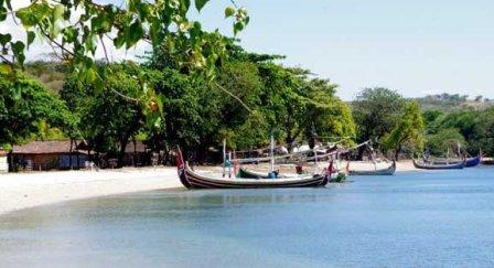 agrowisata kali klatak, air terjun kalibendo, air terjun lider, banyuwangi, destinasi wisata di banyuwangi, kawah ijen, pantai plengkung, pantai pulau merah, pantai rajegwesi, pantai watu dodol, pemandian taman suruh, teluk hijau, tempat wisata, tempat wisata banyuwangi, tempat wisata di banyuwangi, tempat wisata favorit di banyuwangi, tempat wisata paling terkenal di banyuwangi, wisata banyuwangi, x-badeng adventure banyuwangi, top 71+ tempat wisata di banyuwangi terbaru & hits yang wajib dikunjungi