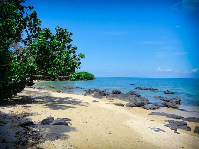 agrowisata kali klatak, air terjun kalibendo, air terjun lider, banyuwangi, destinasi wisata di banyuwangi, kawah ijen, pantai plengkung, pantai pulau merah, pantai rajegwesi, pantai watu dodol, pemandian taman suruh, teluk hijau, tempat wisata, tempat wisata banyuwangi, tempat wisata di banyuwangi, tempat wisata favorit di banyuwangi, tempat wisata paling terkenal di banyuwangi, wisata banyuwangi, x-badeng adventure banyuwangi, top 71+ tempat wisata di banyuwangi terbaru & hits yang wajib dikunjungi
