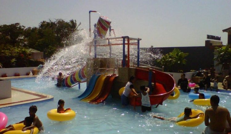 kolam renang di brebes, tempat wisata di brebes, waterboom di brebes, waterpark di brebes, wisata di brebes, wisata keluarga di brebes, top 9+ kolam renang di brebes terbesar & terbaik yang wajib dikunjungi!