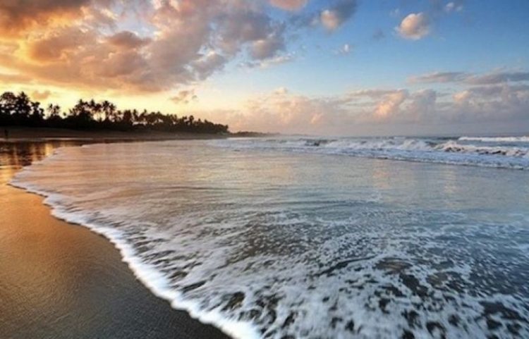 destinasi wisata canggu, objek wisata canggu, pantai canggu, pantai di canggu, waterpark di canggu, wisata canggu, 10+ destinasi wisata di canggu badung bali, pantai, waterpark, dll