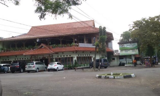 ada agenda nongkrong bareng kerabat di daerah puncak? mampir ke 10 rekomendasi cafe ini