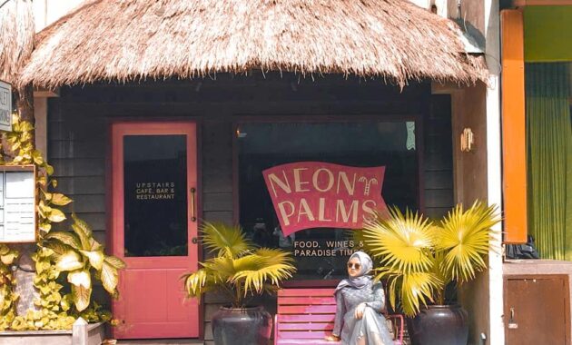 ada apa saja di seminyak square bali?