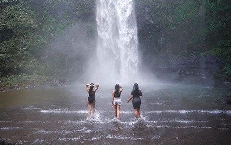 air terjun nungnung di bali, Coba Hal Baru, Keindahan Potensi, Rute Menuju Lokasi, Buka Jam Berapa, Harga Tiket Masuk