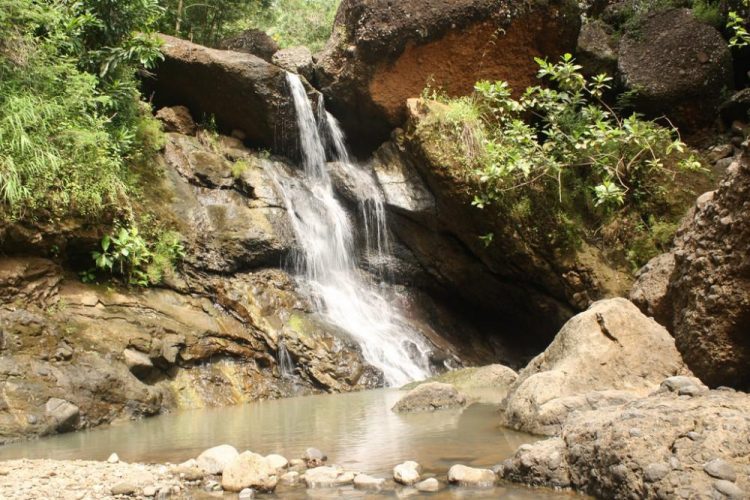 air terjun seribu batu, air terjun seribu batu bantul, air terjun seribu batu jogja, alamat air terjun seribu batu, fasilitas air terjun seribu batu, keindahan air terjun seribu batu, letak air terjun seribu batu, lokasi air terjun seribu batu, perjalanan air terjun seribu batu, rute air terjun seribu batu, air terjun seribu batu bantul: harga tiket, daya tarik, aktivitas seru!