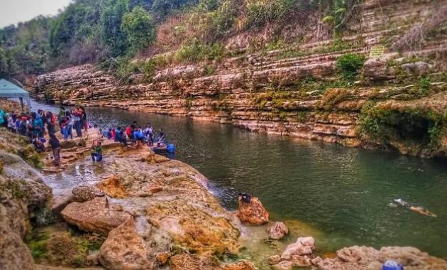 air terjun sri gethuk, air terjun sri gethuk gunung kidul, air terjun sri gethuk jogja, harga tiket masuk air terjun sri gethuk, keindahan air terjun sri gethuk, lokasi air terjun sri gethuk, tiket air terjun sri gethuk, wisata air terjun sri gethuk, air terjun sri gethuk: 7 aktivitas seru, daya tarik, tiket, fasilitas dll