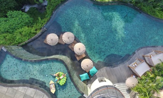 aksari resort ubud, akomodasi mewah cocok untuk honeymoon dengan pemandangan hutan yang asri